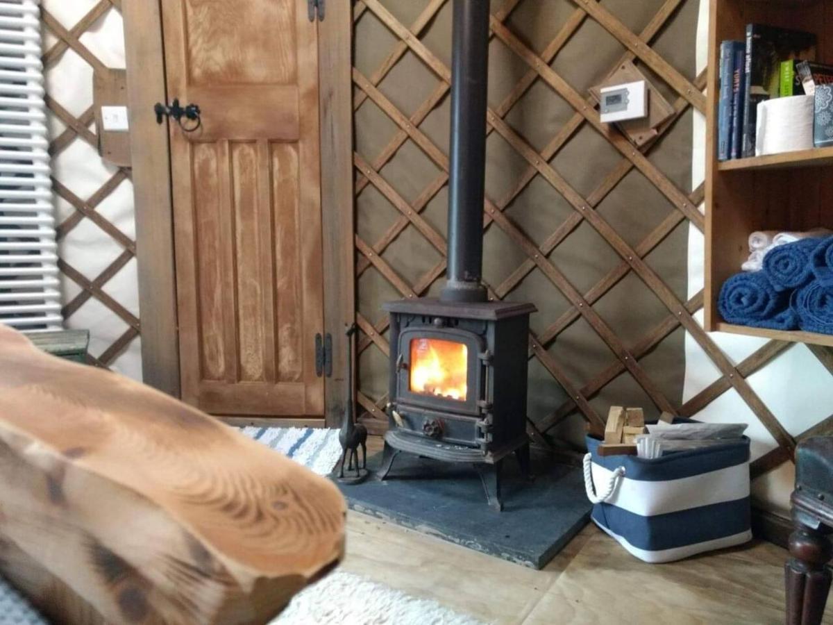 Bembridge Harbour Yurt - Log Burner - Wifi Villa Exterior photo